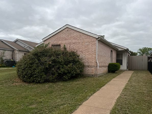 10255 Carolina Oaks Dr, Dallas, TX 75227