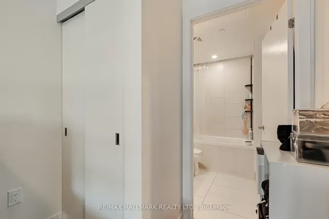 Additional image 18 of 20 Richardson St Unit 602