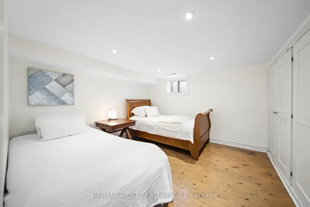 Additional image 22 of 714 Willard Ave