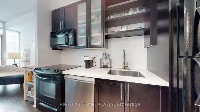 Additional image 13 of 600 Fleet St Unit 715