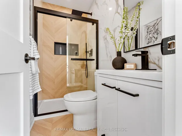 Additional image 29 of 857 Pape Ave