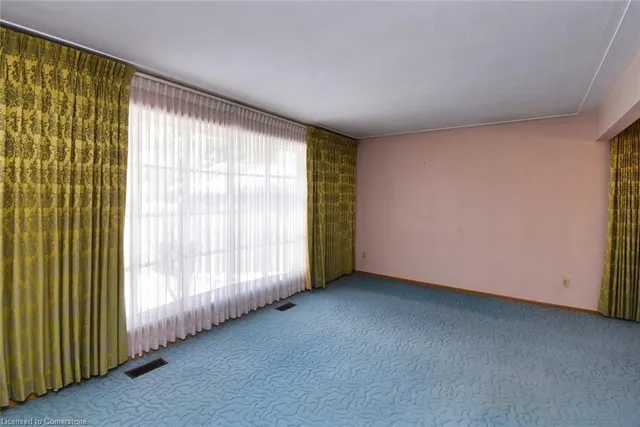 Additional image 6 of 19 Karen Cres