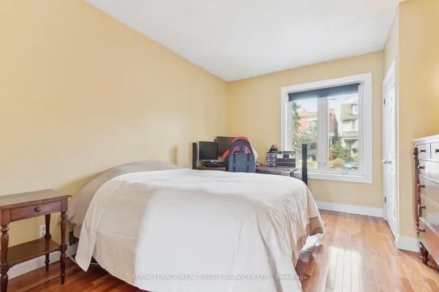 Additional image 11 of 43 Glenlake Ave