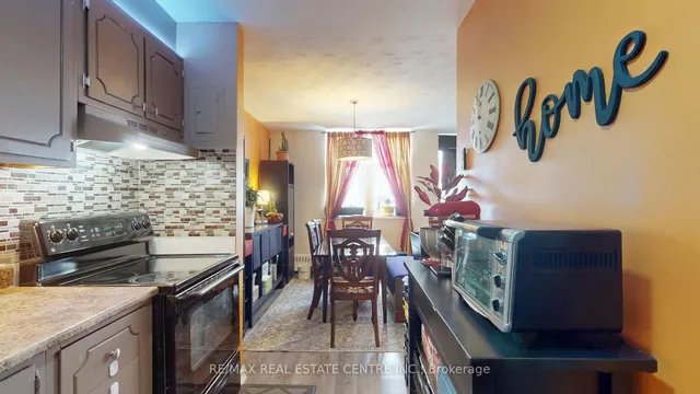 Additional image 11 of 2245 Eglinton Ave Unit 807