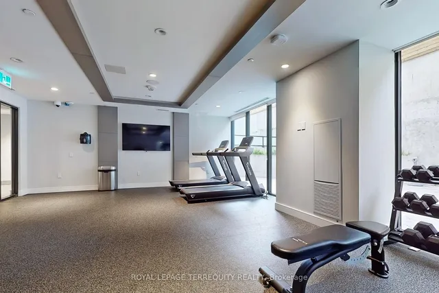 Additional image 33 of 840 St Clair Ave Unit 612