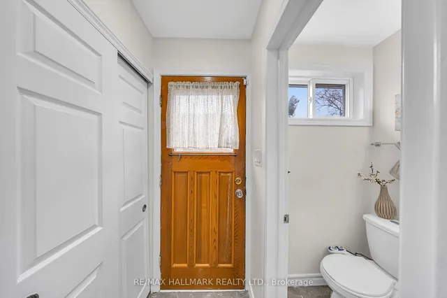 Additional image 14 of 35 Rowallan Dr