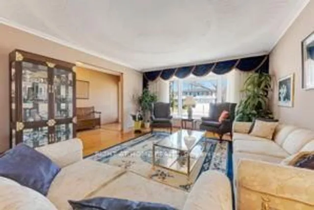 Additional image 5 of 3592 Stonecreek Cres