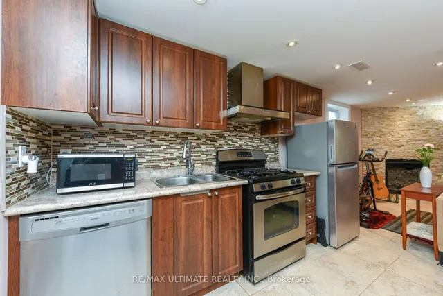 Additional image 34 of 37 Sylla Ave