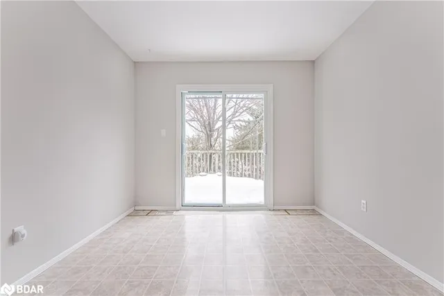 Additional image 8 of 18 Jena Crt