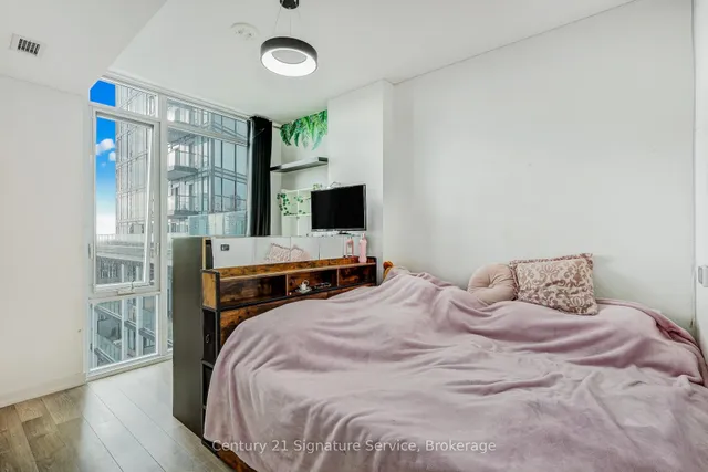 Additional image 22 of 50 Power St Unit 1602