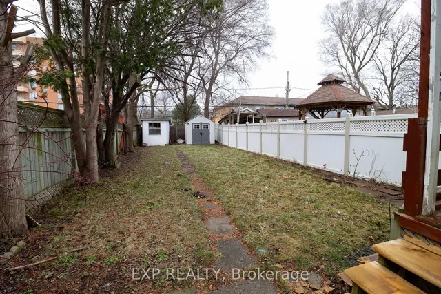 Additional image 17 of 40 Corby Cres