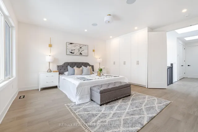 Additional image 21 of 404 Melrose St