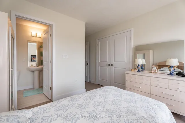 Additional image 35 of 412 KLEIN Circ