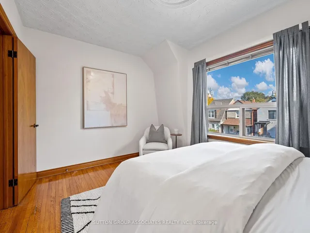 Additional image 16 of 696 Crawford St