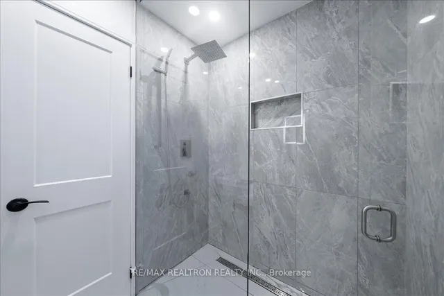 Additional image 38 of 46 Franklin Ave