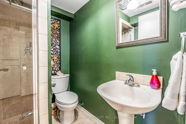 Additional image 35 of 9 Martingrove Dr