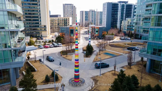 Additional image 34 of 70 Forest Manor Rd Unit 1806