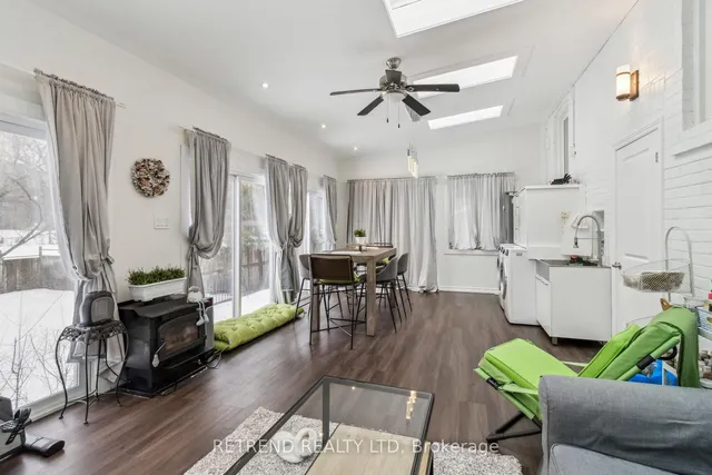 Additional image 21 of 46 Dudley Ave