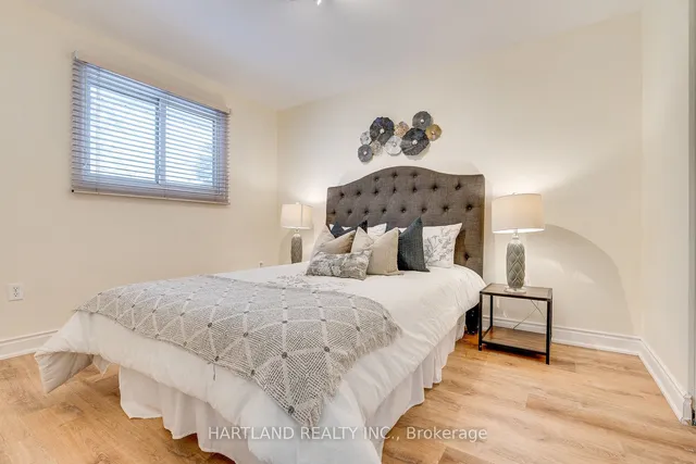 Additional image 9 of 11 Maitland Ave