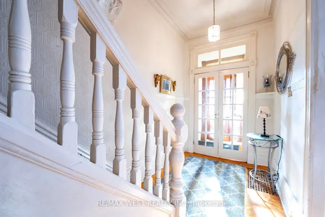 Additional image 4 of 217 Gladstone Ave