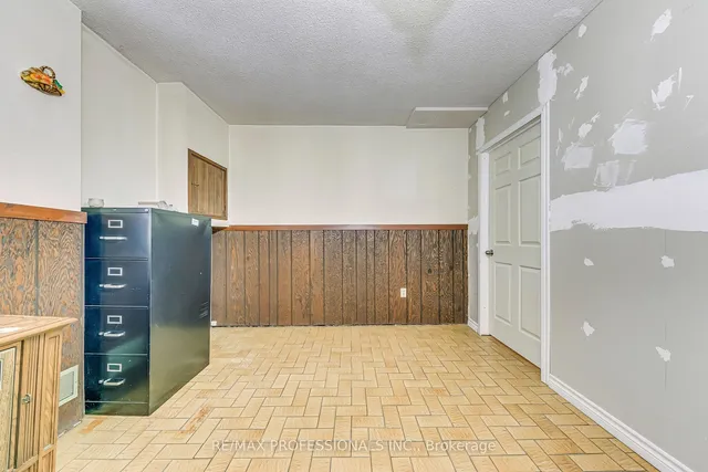 Additional image 32 of 2314 Sheppard Ave