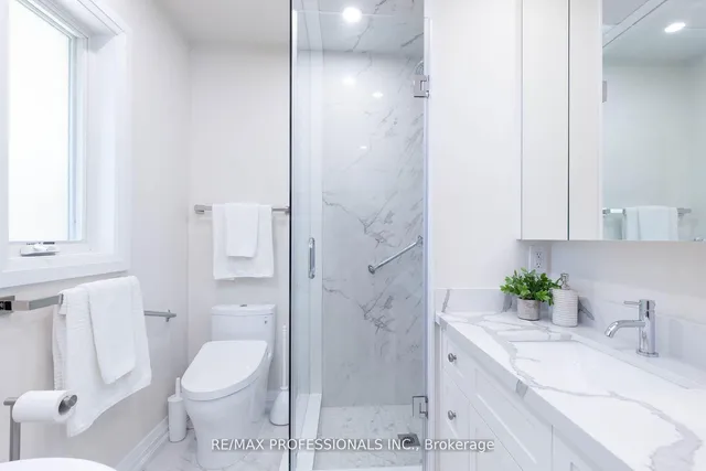 Additional image 16 of 2 Emery Circ