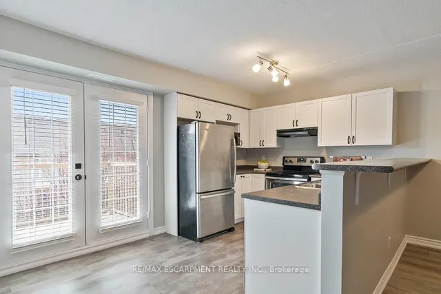 Additional image 10 of 1830 WALKERS Line Unit 301