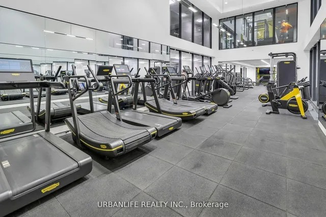 Additional image 17 of 158 Front St Unit 1404