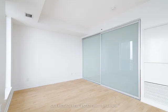 Additional image 17 of 225 Sackville St Unit 2412