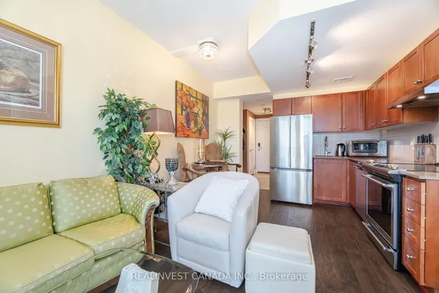 Additional image 15 of 2737 Keele St Unit 905