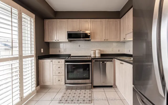 Additional image 13 of 1336 UPPER SHERMAN Ave Unit 7