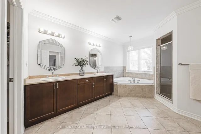 Additional image 25 of 4670 Webb St