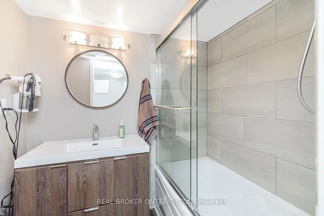 Additional image 30 of 647 Tomahawk Cres