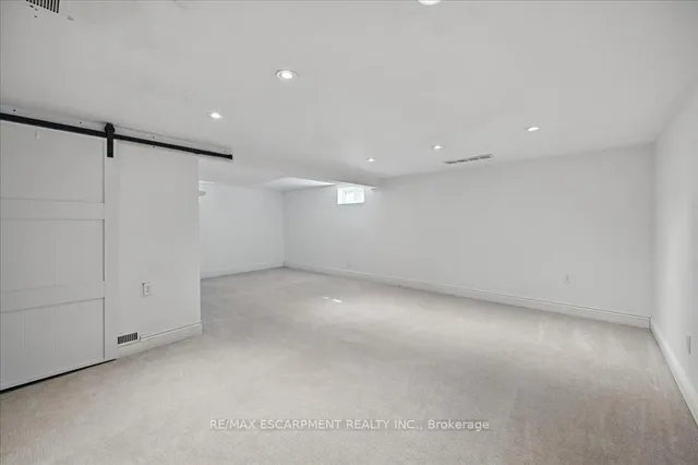 Additional image 27 of 433 East 38th St