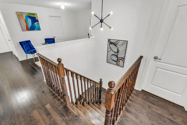 Additional image 25 of 8 Young Garden Cres