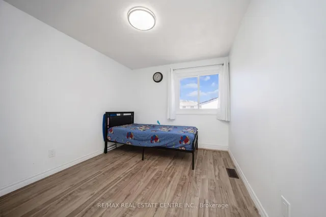 Additional image 17 of 24 Jackman Dr