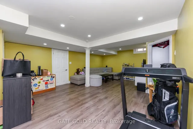 Additional image 38 of 23 HARTFORD Tr