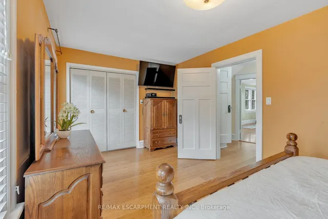 Additional image 27 of 74 Balmoral Ave