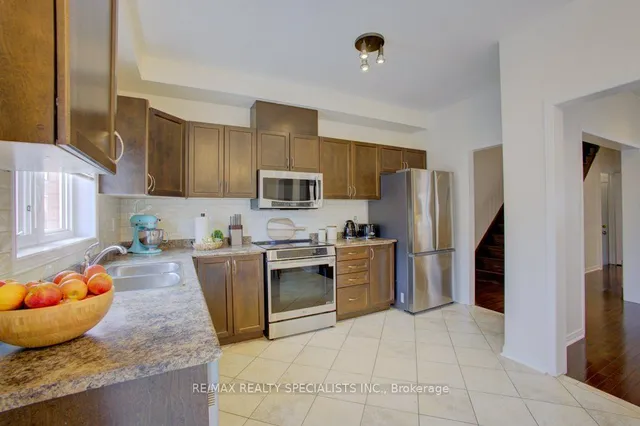 Additional image 14 of 27 Portrush Tr