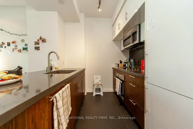 Additional image 21 of 8 Mercer St Unit 318