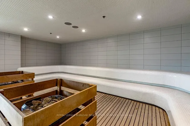 Additional image 32 of 2093 Fairview St Unit 902