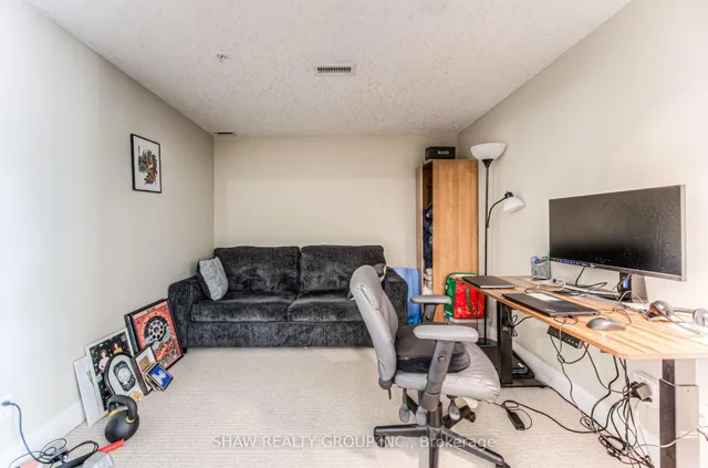 Additional image 21 of 165 Duke St Unit 106