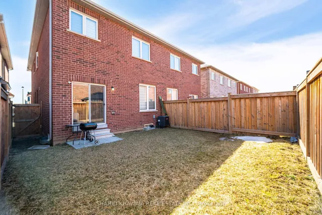 Additional image 41 of 501 Bessborough Dr