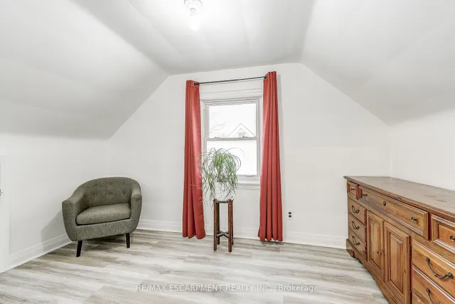 Additional image 19 of 14 WALKER Ave