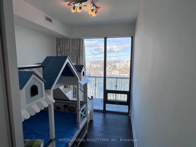 Additional image 14 of 50 Charles St Unit LPH5406