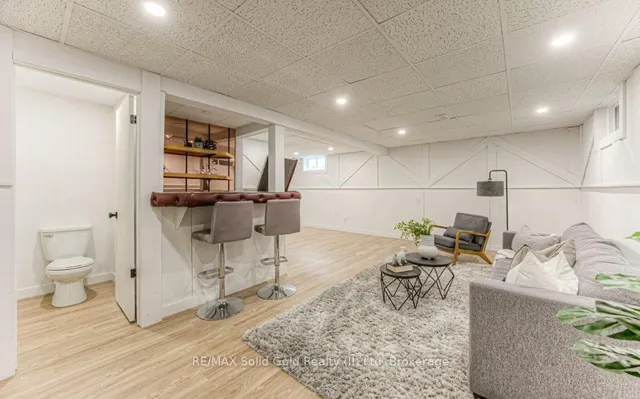 Additional image 21 of 92 Timberlane Cres