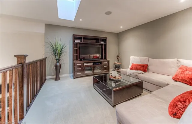 Additional image 29 of 50 Bryan Crt Unit 31