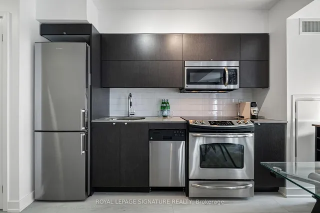 Additional image 18 of 32 Camden St Unit 206