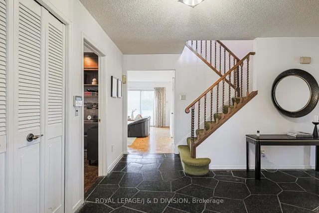 Additional image 3 of 59 Mellowood Dr