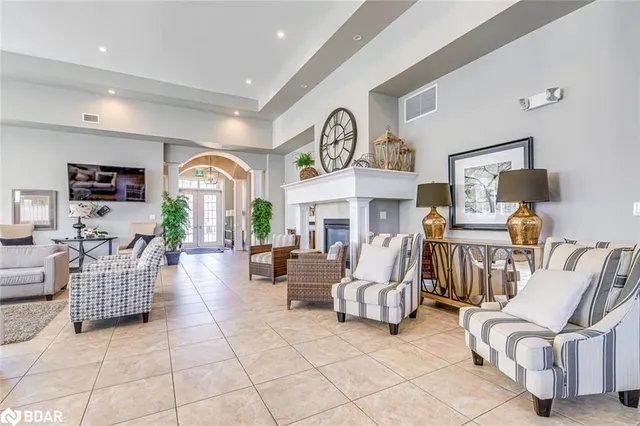 Additional image 39 of 1470 Main St E St